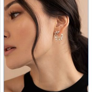 Olive and piper lupe crescent earrings